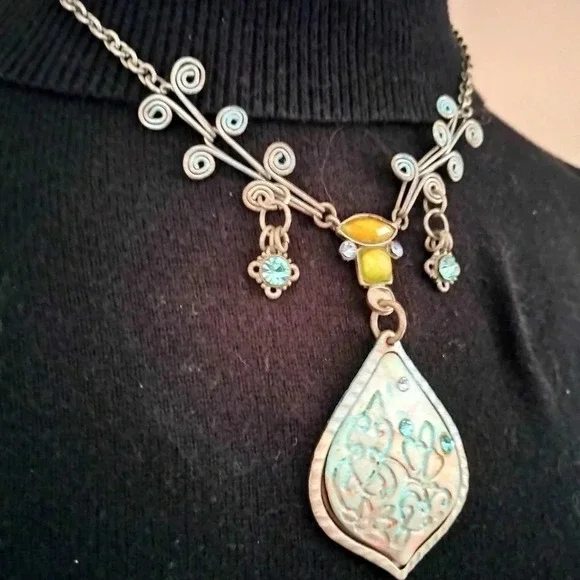 Boho Patina Pendant Blue Rhinestones Antique Silver Tone Statement Necklace - Picture 9 of 10